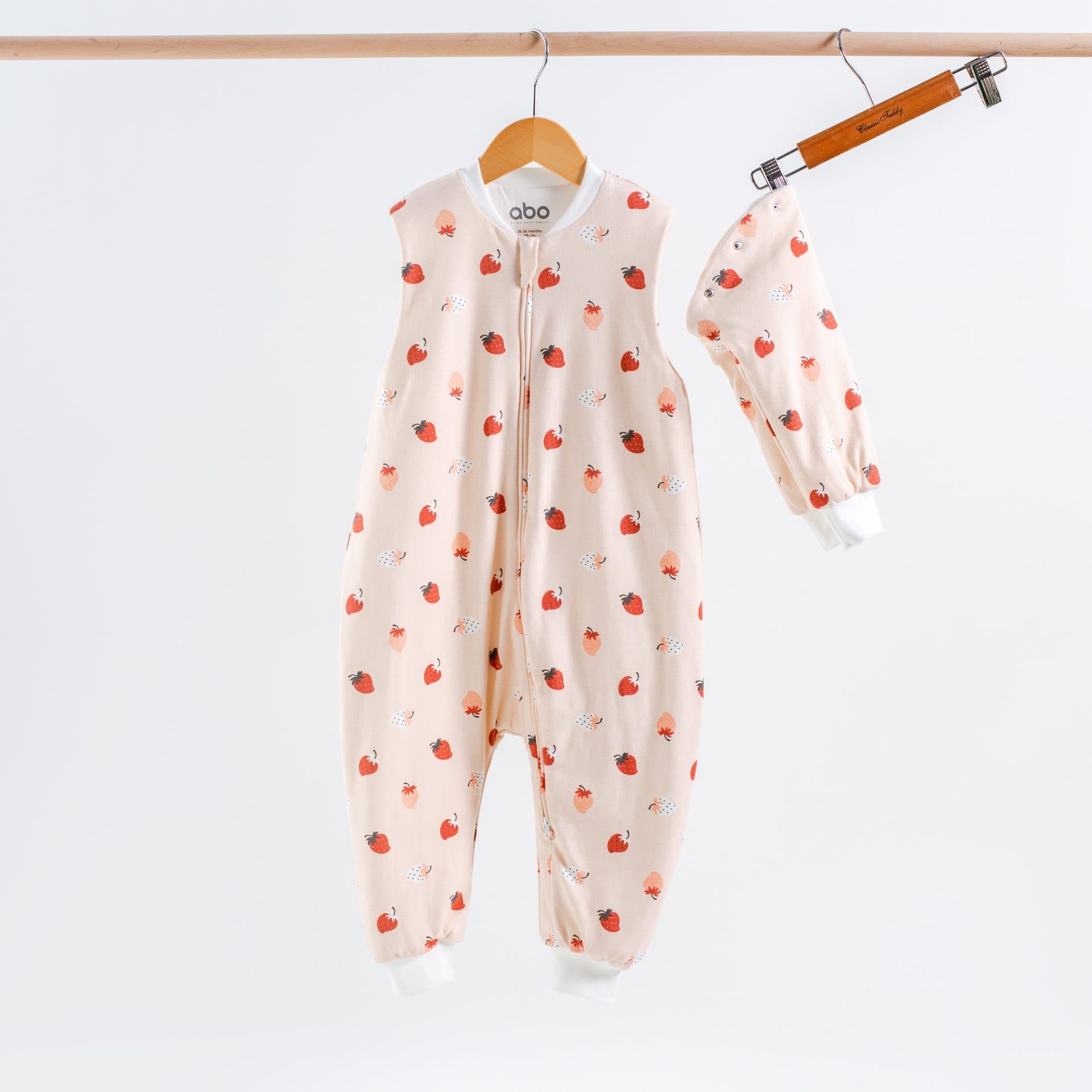 ABO Βρεφικός Υπνόσακος Με Αποσπώμενα Μανίκια Strawberry (2.5 Tog)