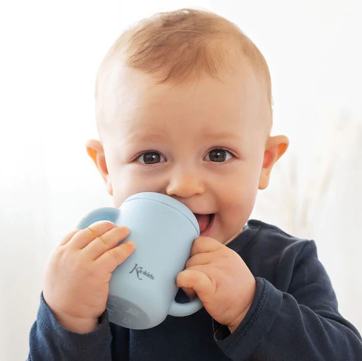 KIOKIDS Ποτήρι Σιλικόνης Με Στόμιο Blue 120ml (4+ μηνών)