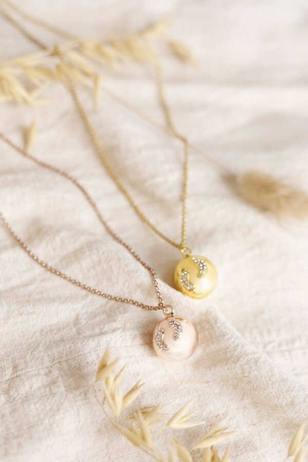 PROUD MAMA Μενταγιόν Εγκυμοσύνης Bola Babybell Glowing Πατουσάκια Pink