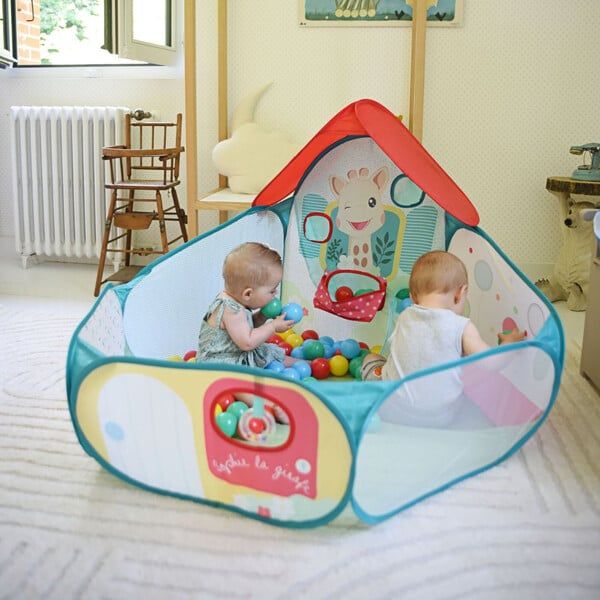 SOPHIE THE GIRAFFE Αναδιπλούμενη Μπαλοπισίνα Με Μπαλάκια Σόφη Η Καμηλοπάρδαλη